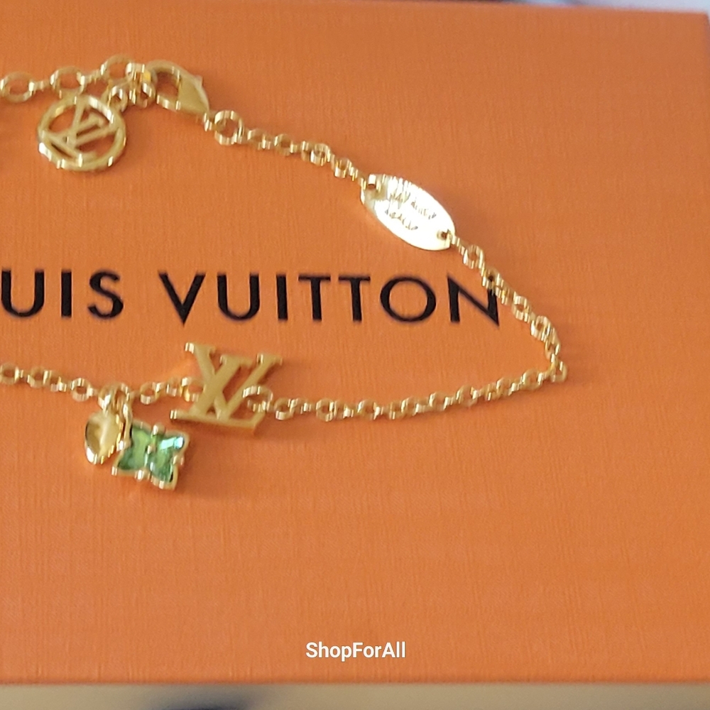 Louis Vuitton Gold and Green Flower Charm Bracelet - Picture 9 of 13